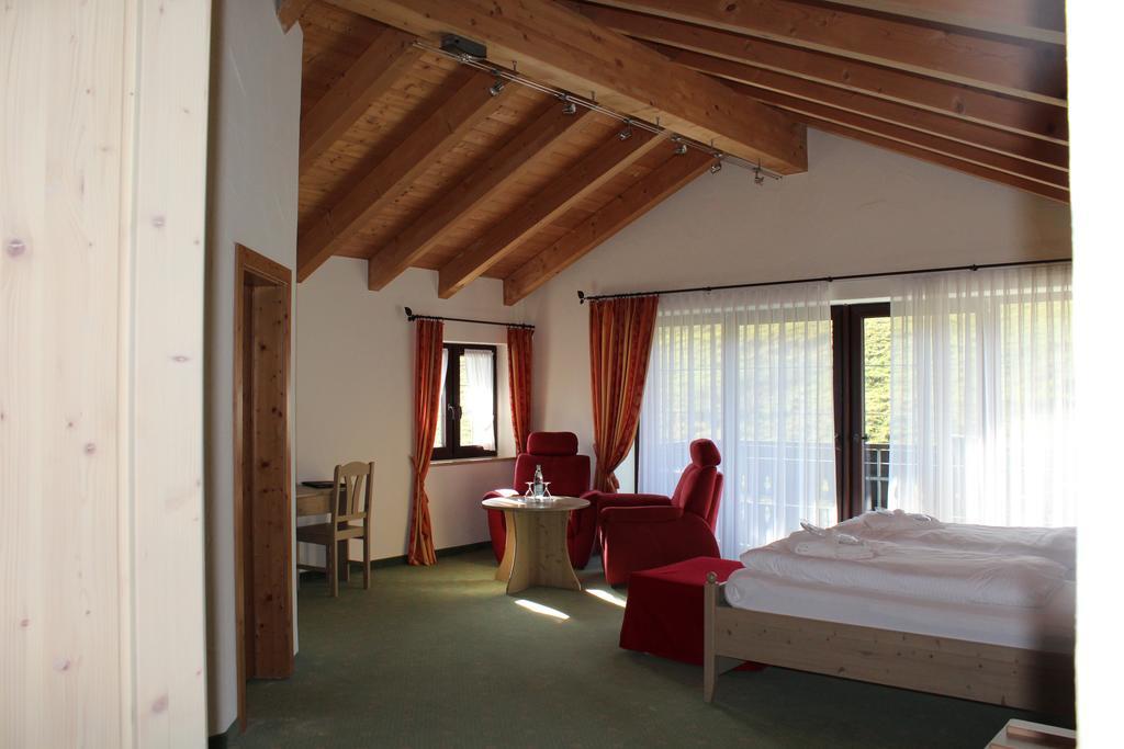 Hubertushof Hotel Garni Oberstaufen Chambre photo